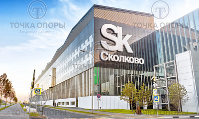 Поставка в Москву, для Сколково, опор ОГК-9 и светильников Татем 